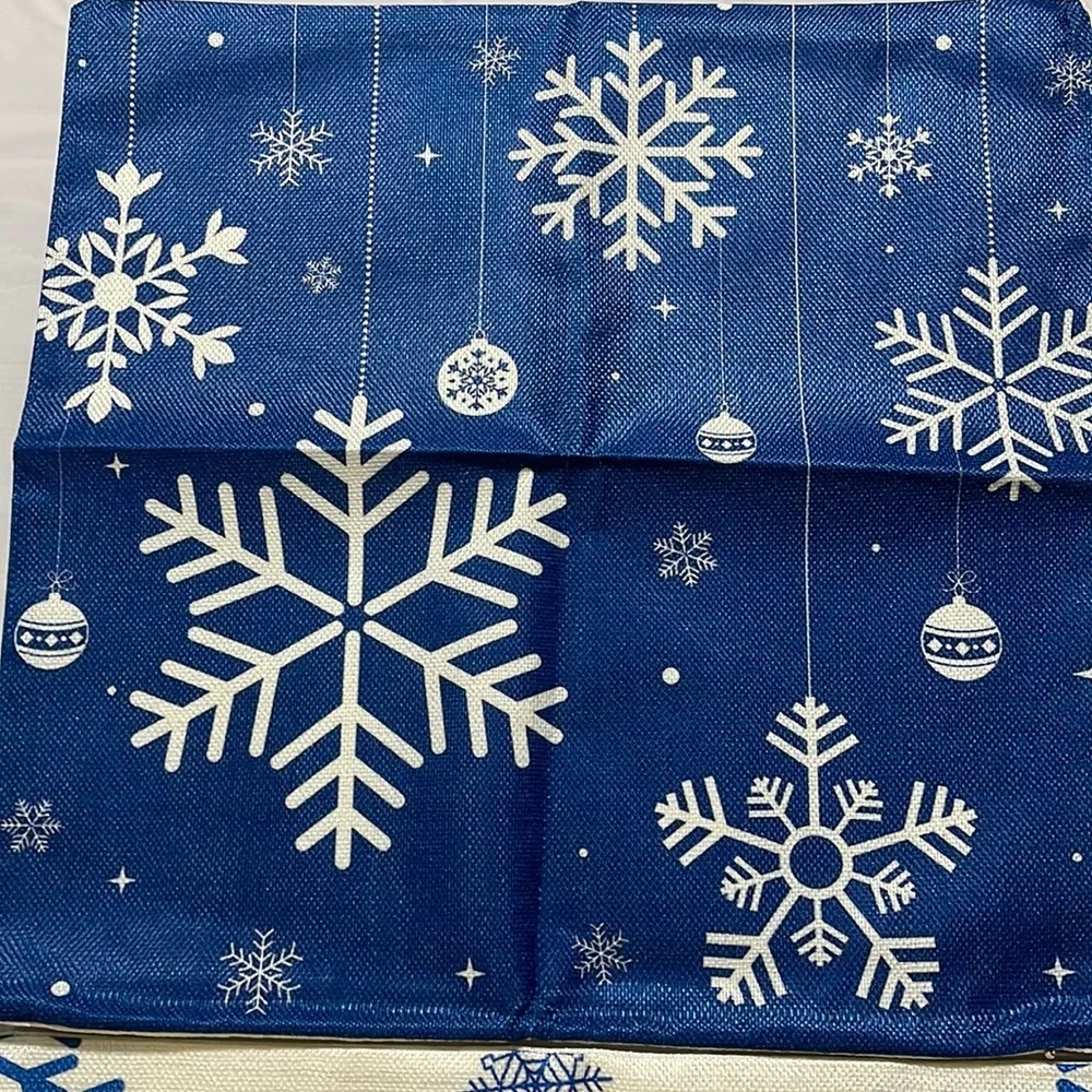 COPY - 4pcs Christmas Throw Pillows, inserts NOT included- 17.7x17.7 Inch B5